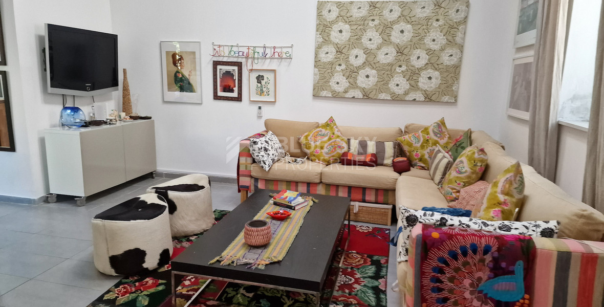 Unique Two bedroom House For Sale