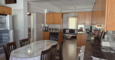 Three Bedroom Ground Floor House for Rent in Agios Theodoros, Paphos