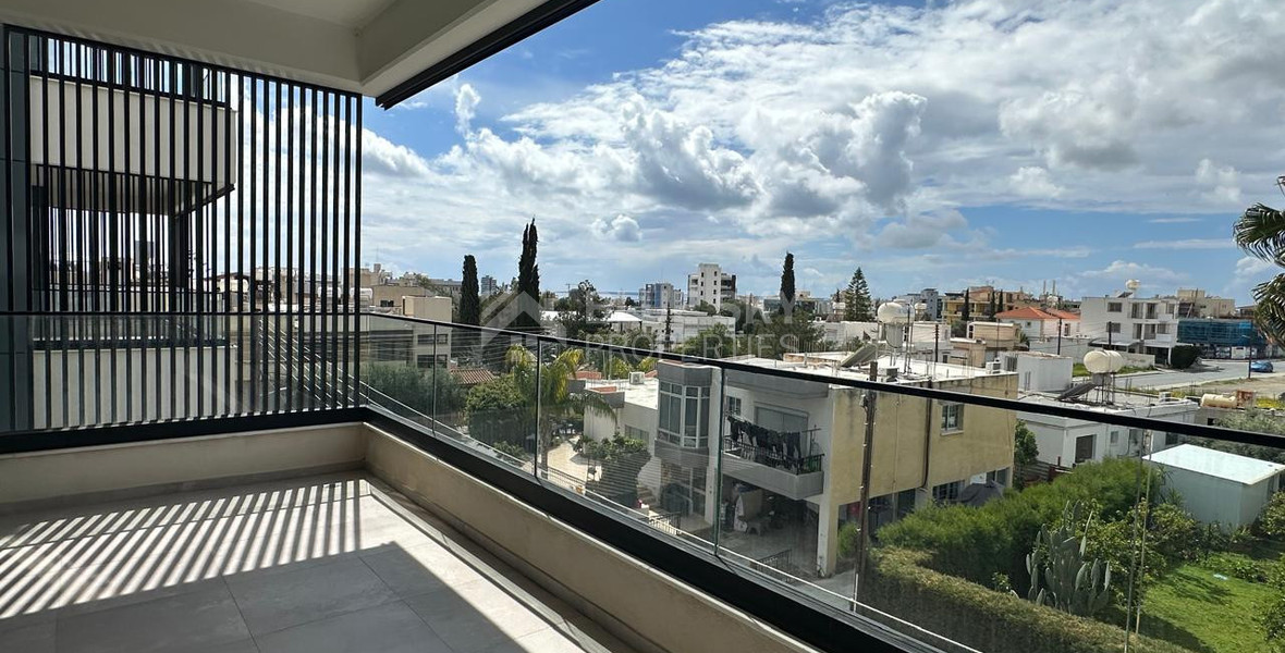 For Sale Luxury Three-Bedroom Apartment  in Mesa Geitonia, Limassol
