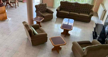 Four Bedroom House for rent - center of Paphos