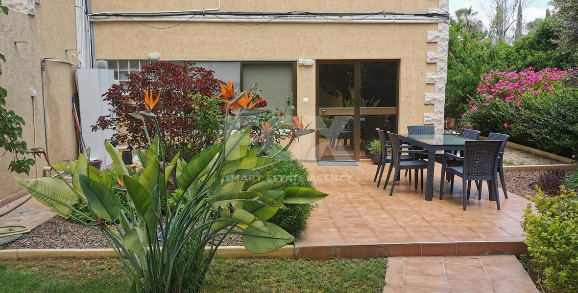 Spacious  Four Bedroom Detached Home with Pool in Kolossi
