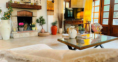 Stunning Villa for rent at Argaka near the beach