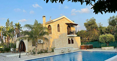 Stunning Villa for rent at Argaka near the beach