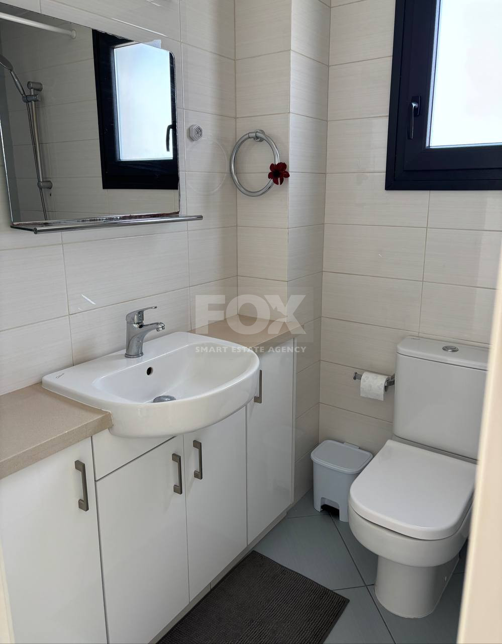 Modern 2-Bedroom Apartment for Rent in Mesa Geitonia – Fully Furnished & Move-In Ready