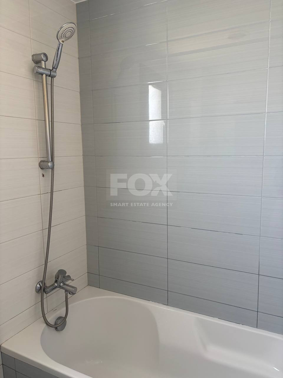 Modern 2-Bedroom Apartment for Rent in Mesa Geitonia – Fully Furnished & Move-In Ready