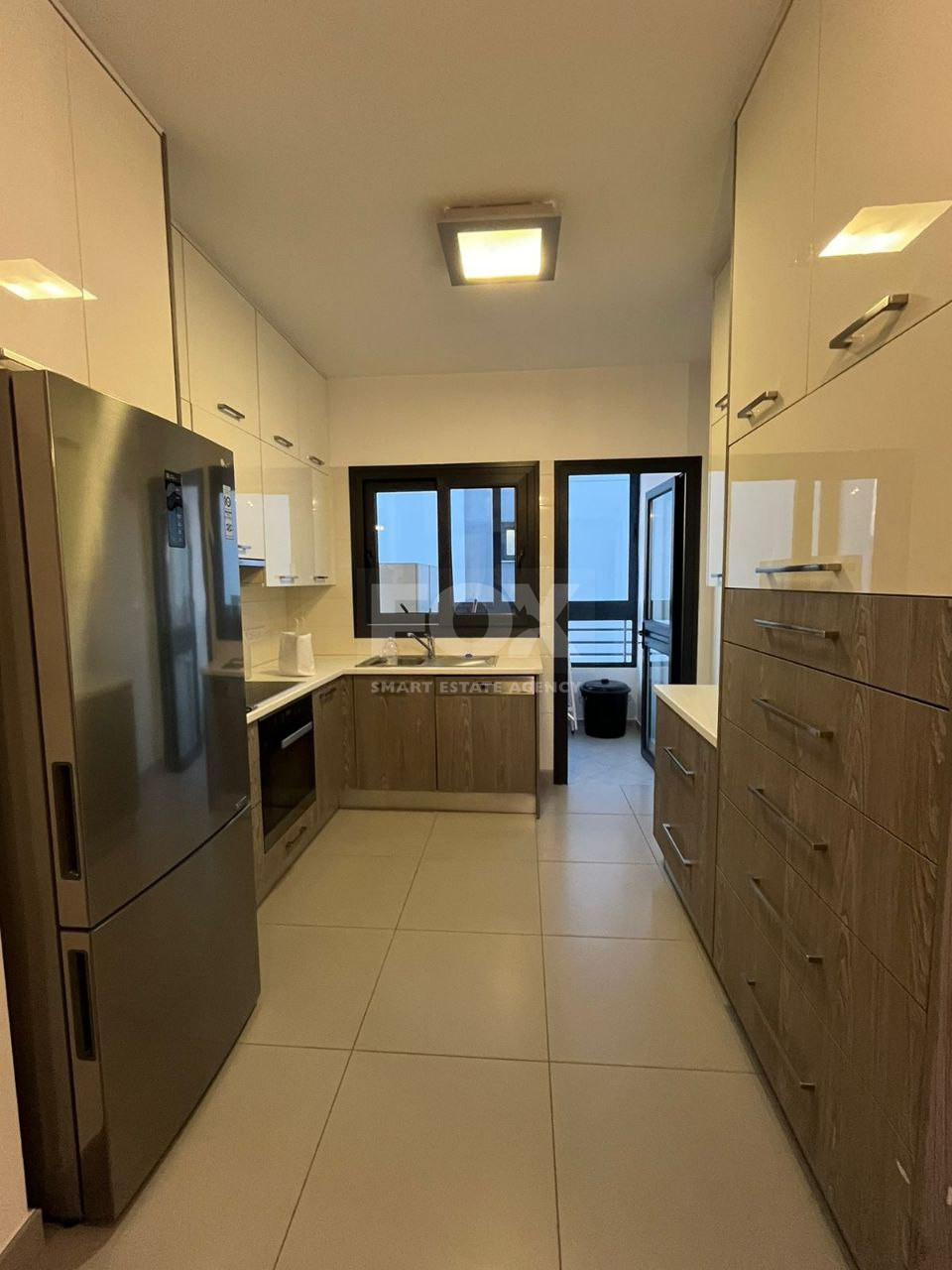 Modern 2-Bedroom Apartment for Rent in Mesa Geitonia – Fully Furnished & Move-In Ready