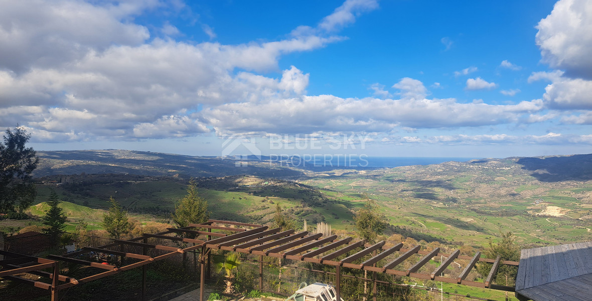 Modern Six Bedroom Villa in Lasa with Sea Views