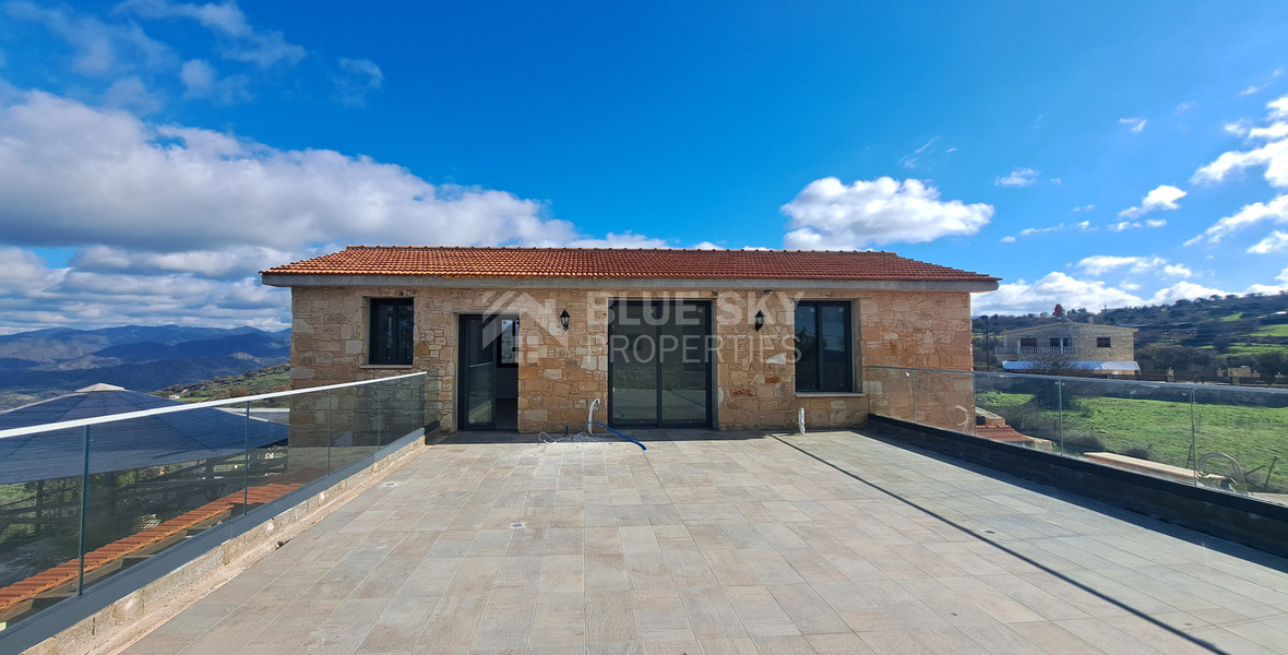 Modern Six Bedroom Villa in Lasa with Sea Views