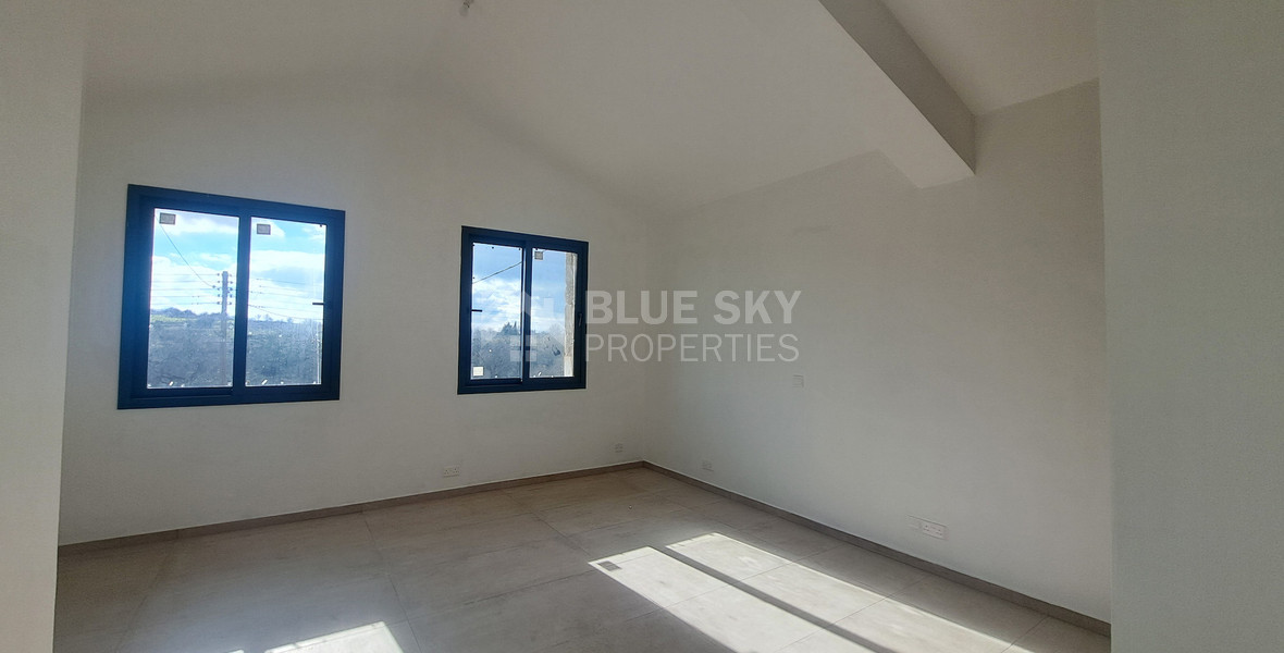 Modern Six Bedroom Villa in Lasa with Sea Views