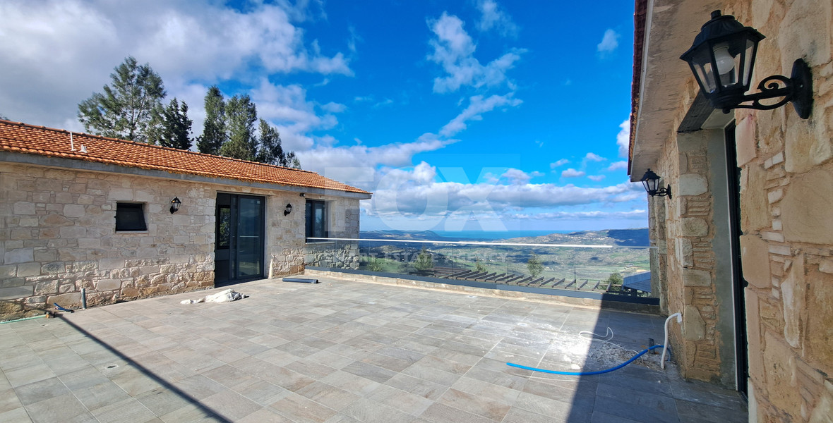 Modern Six Bedroom Villa in Lasa with Sea Views