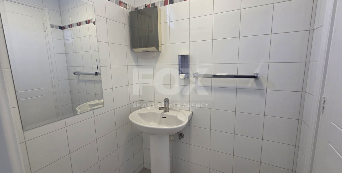 Clinic/ Office/ Private tutoring school/ Yoga studio for rent in Katholiki