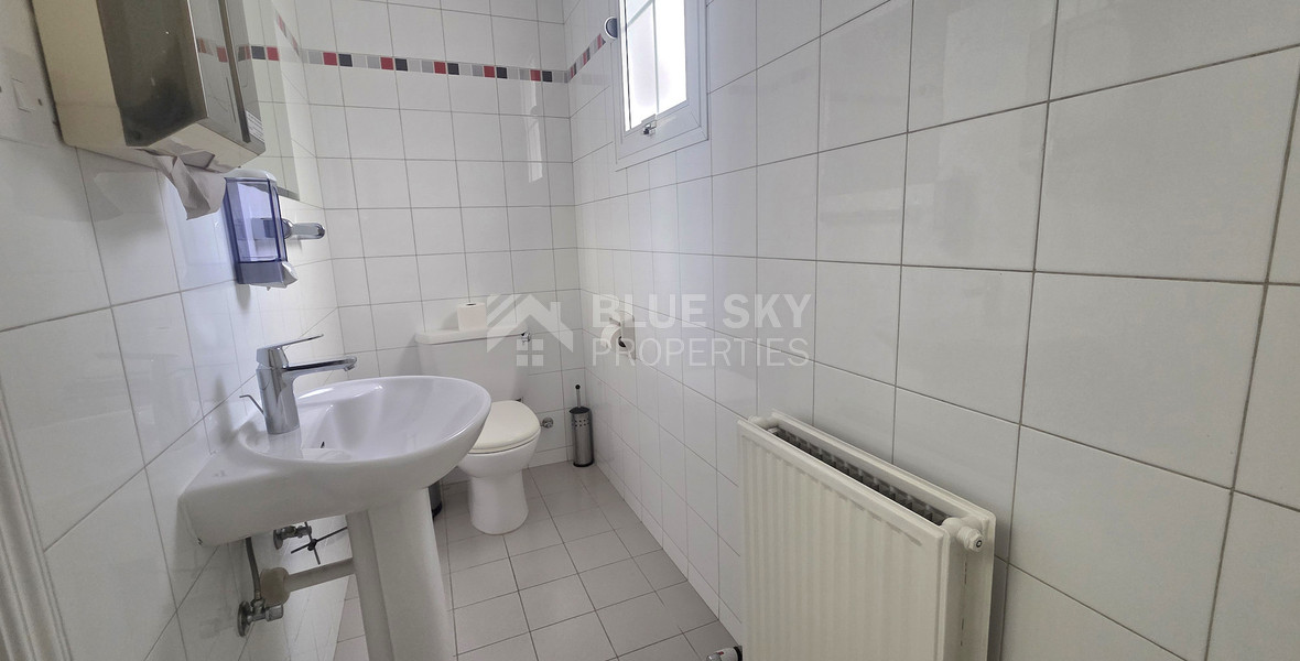 Clinic/ Office/ Private tutoring school/ Yoga studio for rent in Katholiki