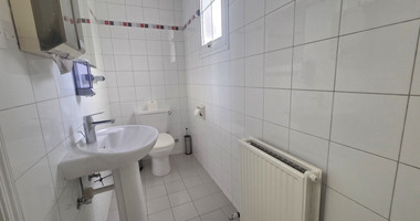 Clinic/ Office/ Private tutoring school/ Yoga studio for rent in Katholiki