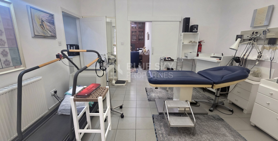 Clinic/ Office/ Private tutoring school/ Yoga studio for rent in Katholiki