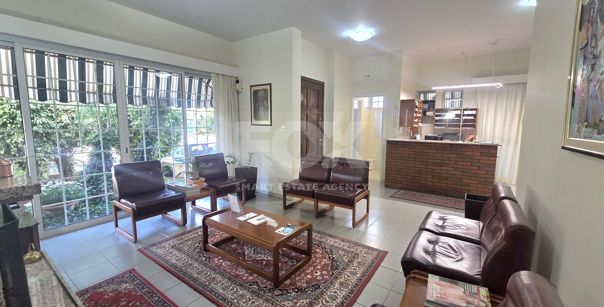 Clinic/ Office/ Private tutoring school/ Yoga studio for rent in Katholiki