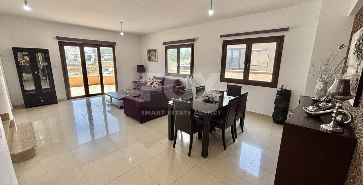 Spacious 3-Bedroom Furnished House for Rent in Ypsonas