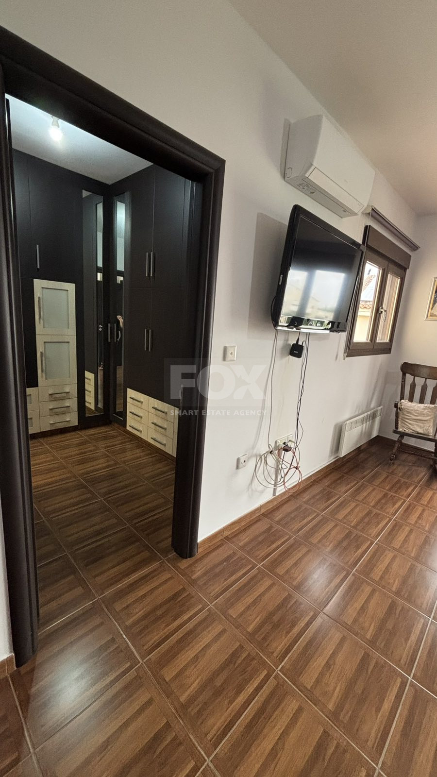 Spacious 3-Bedroom Furnished House for Rent in Ypsonas