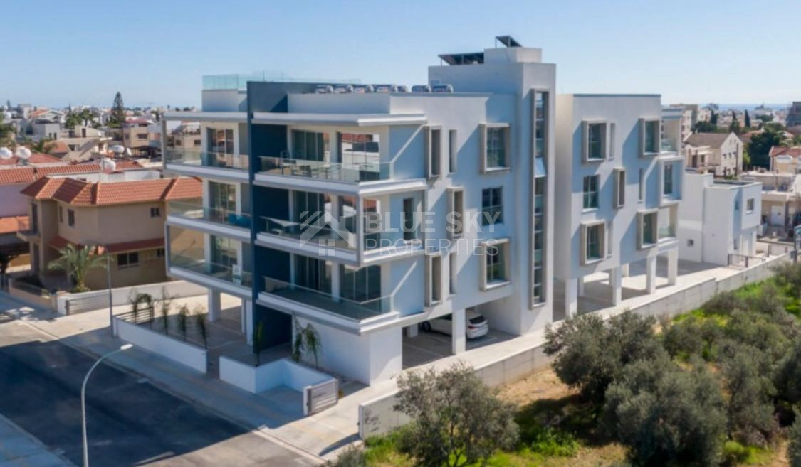 Modern Two-Bedroom Furnished Apartment for Rent in Limassol with Communal Pool & Rooftop Terrace