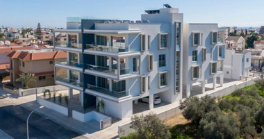 Modern Two-Bedroom Furnished Apartment for Rent in Limassol with Communal Pool & Rooftop Terrace