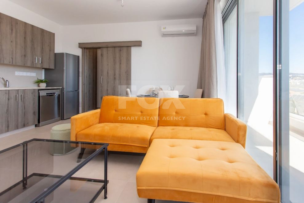 Modern One-Bedroom Furnished Apartment for Rent in Kato Polemidia with Communal Pool & Rooftop Terrace