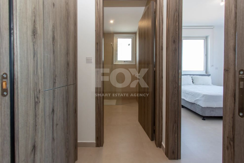 Modern One-Bedroom Furnished Apartment for Rent in Kato Polemidia with Communal Pool & Rooftop Terrace