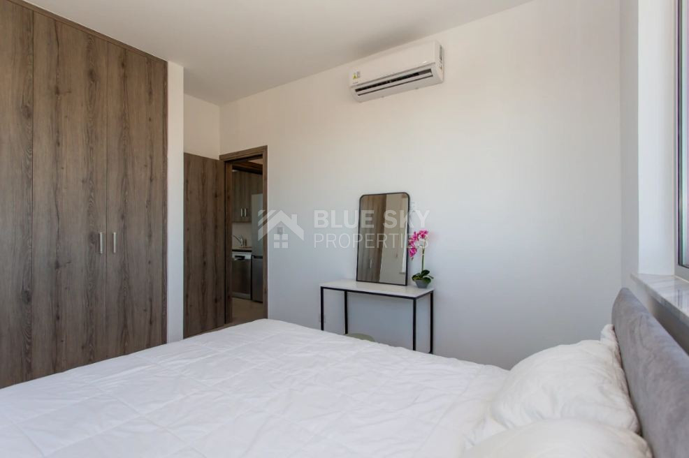 Modern One-Bedroom Furnished Apartment for Rent in Kato Polemidia with Communal Pool & Rooftop Terrace