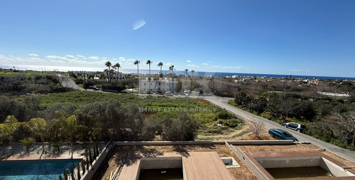 Resale Brand New three Bedroom Villa in Lower Chloraka for sale