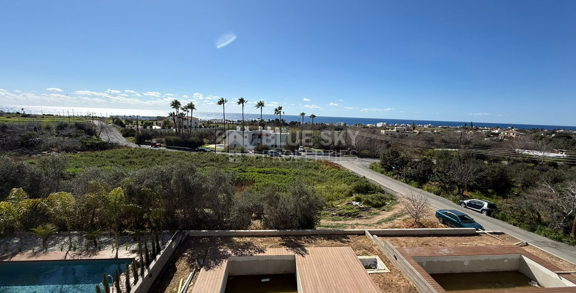 Resale Brand New three Bedroom Villa in Lower Chloraka for sale