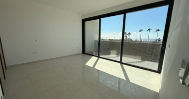 Resale Brand New three Bedroom Villa in Lower Chloraka for sale