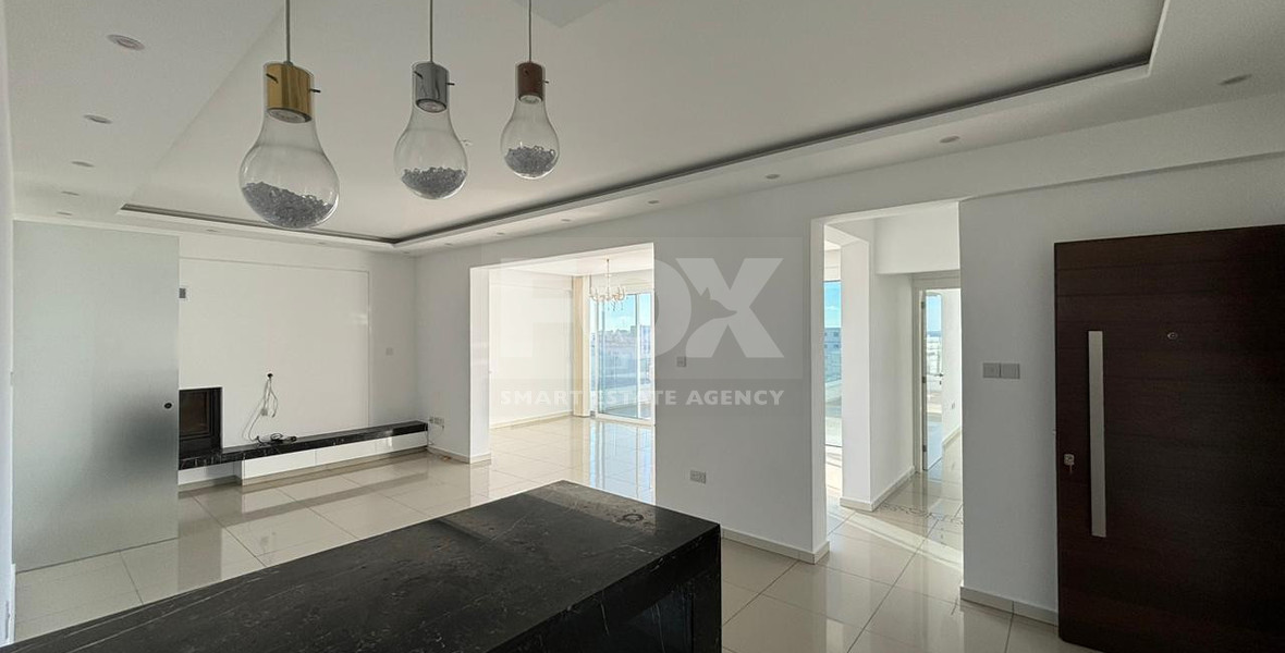 Stunning Penthouse in Pafos center for rent