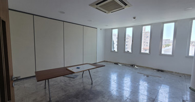 Spacious 600m² Office | 11 Rooms / Optional Open Plan | For Rent , Linopetra Main Road