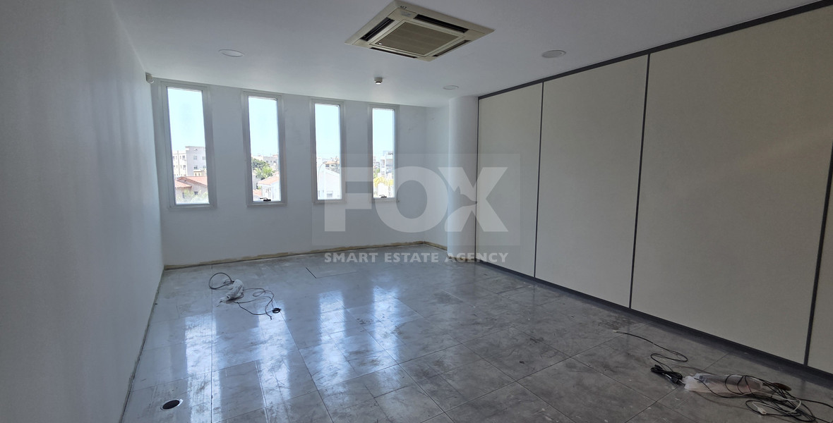 Spacious 600m² Office | 11 Rooms / Optional Open Plan | For Rent , Linopetra Main Road