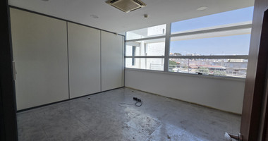 Spacious 600m² Office | 11 Rooms / Optional Open Plan | For Rent , Linopetra Main Road