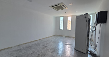 Spacious 600m² Office | 11 Rooms / Optional Open Plan | For Rent , Linopetra Main Road