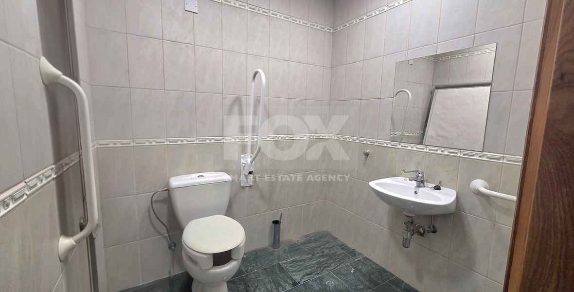 Spacious 600m² Office | 11 Rooms / Optional Open Plan | For Rent , Linopetra Main Road