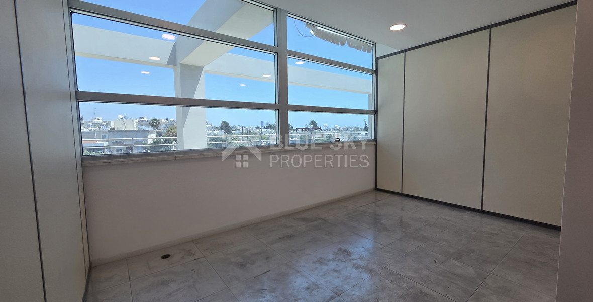 Spacious 600m² Office | 11 Rooms / Optional Open Plan | For Rent , Linopetra Main Road