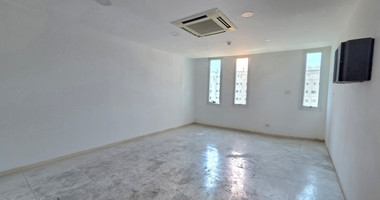 Spacious 600m² Office | 11 Rooms / Optional Open Plan | For Rent , Linopetra Main Road