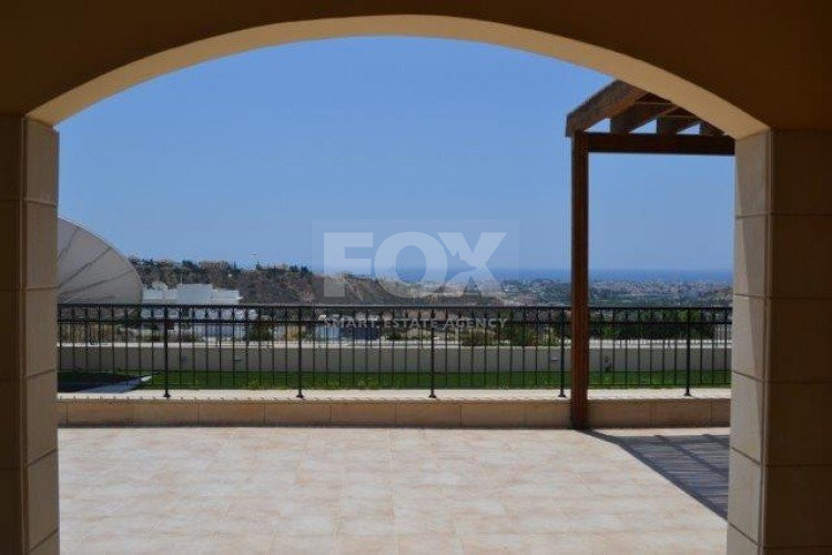 Luxury Six bedroom Villa with Sea views in Kefalogremmos, Limassol, Cyprus