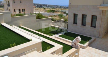 Luxury Six bedroom Villa with Sea views in Kefalogremmos, Limassol, Cyprus