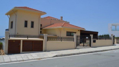 Luxury Six bedroom Villa with Sea views in Kefalogremmos, Limassol, Cyprus