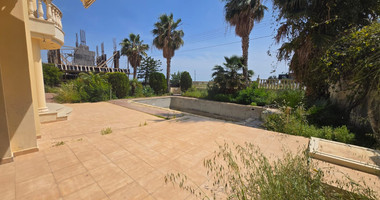 Detached Three-Bedroom Villa on 640m² Plot for Sale in Ypsonas: with Garden & Pool