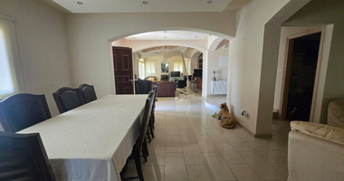 Detached Three-Bedroom Villa on 640m² Plot for Sale in Ypsonas: with Garden & Pool