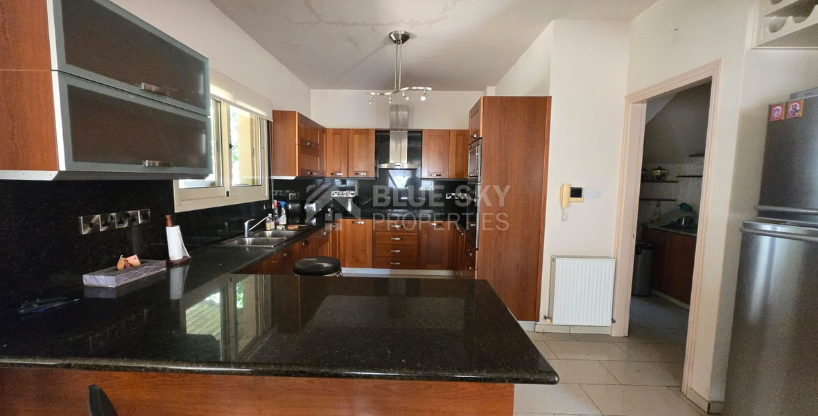 Detached Three-Bedroom Villa on 640m² Plot for Sale in Ypsonas: with Garden & Pool