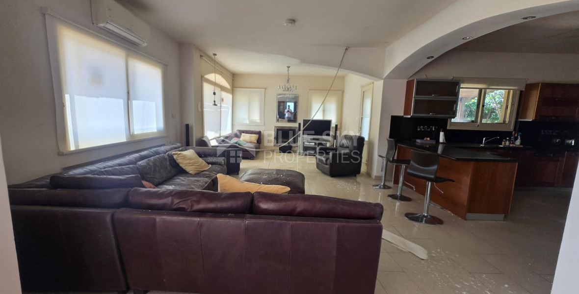 Detached Three-Bedroom Villa on 640m² Plot for Sale in Ypsonas: with Garden & Pool