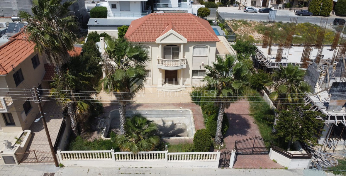 Detached Three-Bedroom Villa on 640m² Plot for Sale in Ypsonas: with Garden & Pool
