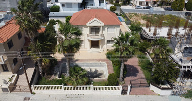 Detached Three-Bedroom Villa on 640m² Plot for Sale in Ypsonas: with Garden & Pool
