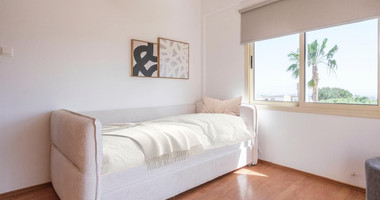 Spacious four-bedroom house with pool for Sale In Ypsoupoli, Limassol