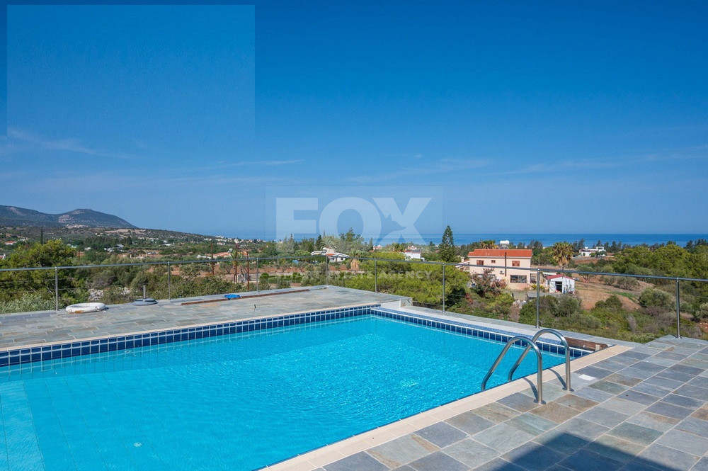 FOUR BEDROOM SEAVIEW BUNGALOW FOR SALE