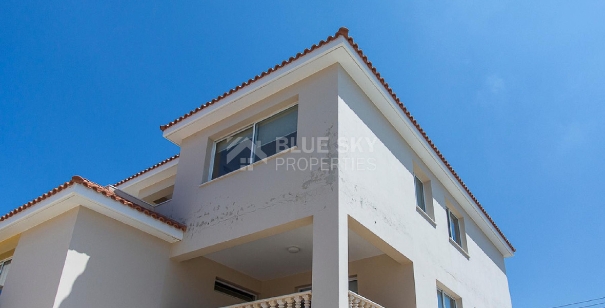 Three Bedroom Apartment for Sale in Agios Theodoros Paphos with Verandas &  Separate Title Deed