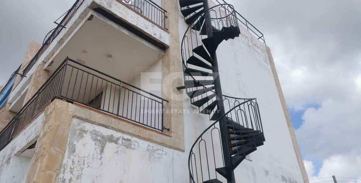 Three Bedroom Maisonette in Anavargos Paphos for sale | Investment Opportunity with Parking & Verandas